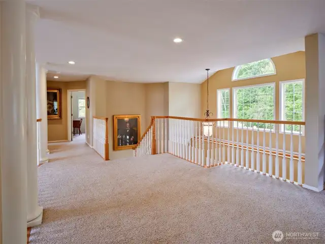 Loft/Library area
