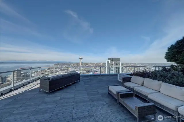 Roof top deck