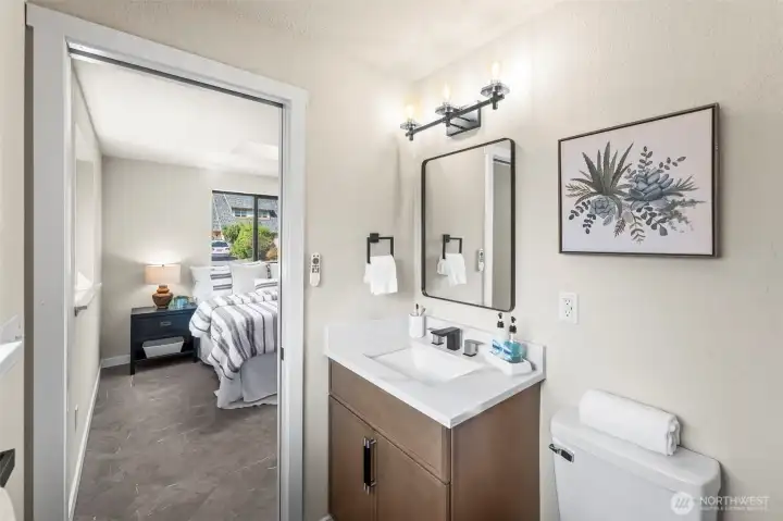 Primary Suite Bathroom