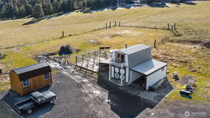 The mini barn or hobby shop