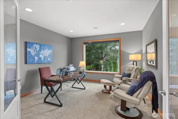 Large Main floor office