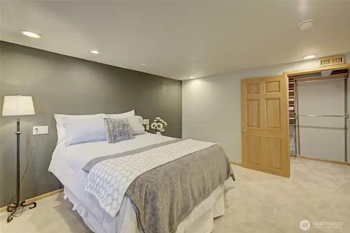 New carpet and designer paint