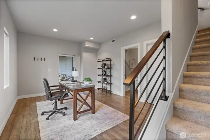 Lower level bonus room w/ 3/4 bath.