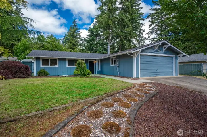 New Exterior paint welcome you to this charming home New Exterior paint welcome you to this charming home