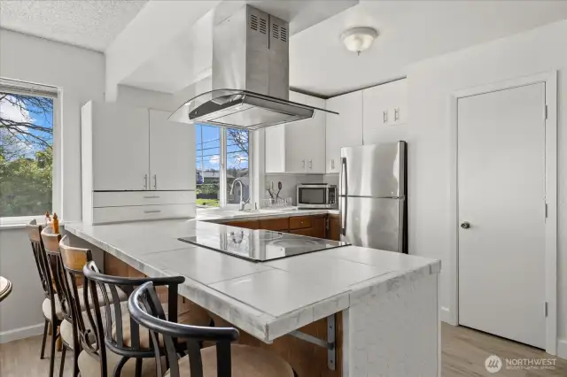 Unit 3101A kitchen