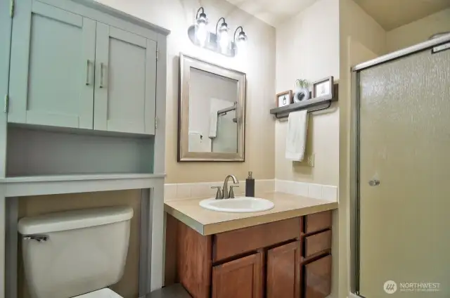 PRIMARY 3/4 BATH
