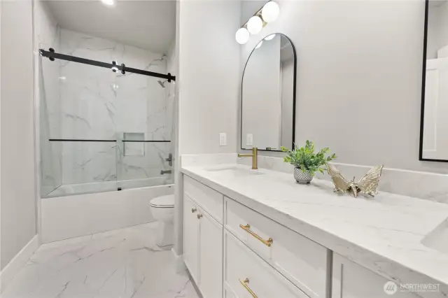 2nd bathroom upstairs