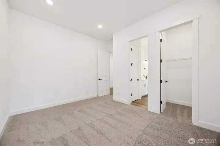 *This photo is of another home. Features and finishes may vary.