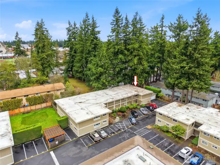 Desirable end-unit location adds extra privacy and light.