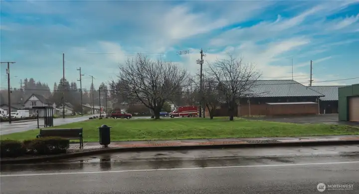 Front of lot (from Highway 101)