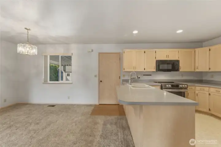 Access to Backyard, Garage, Utility Room