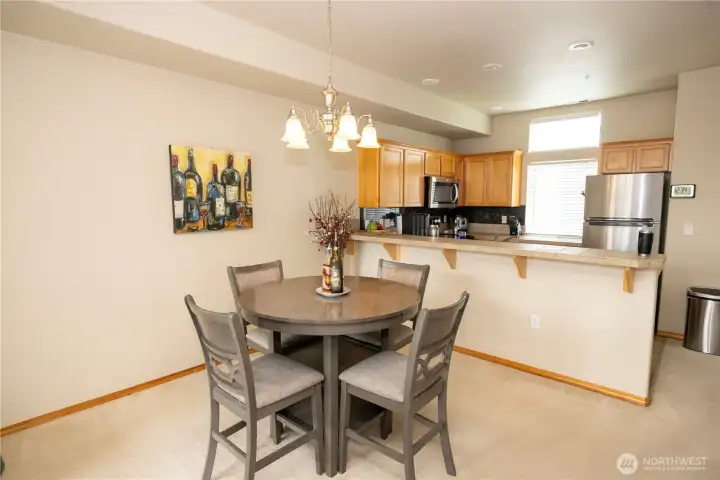 Kitchen eating space