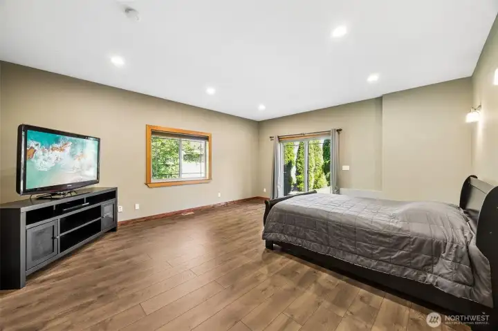 Bonus room / option 4th bedroom