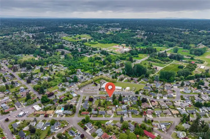 Centrally located to downtown Puyallup