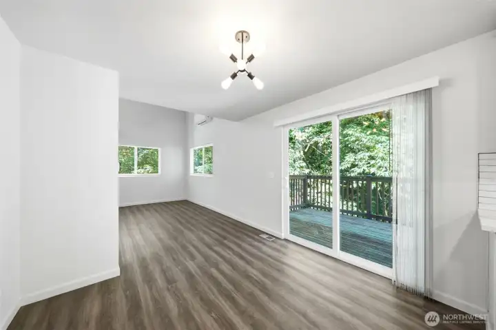 Dining/living area