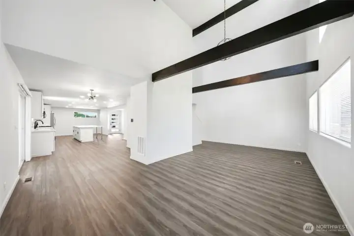 Living/dining area