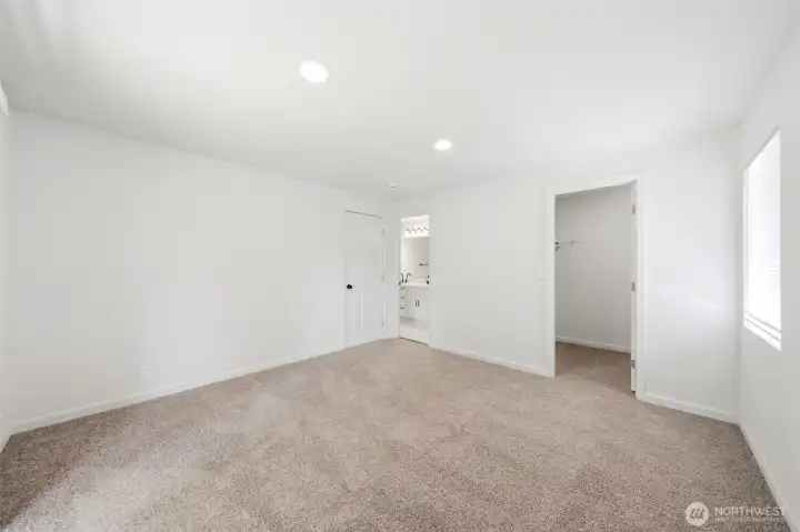 Primary suite