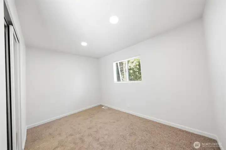 Upper bedroom