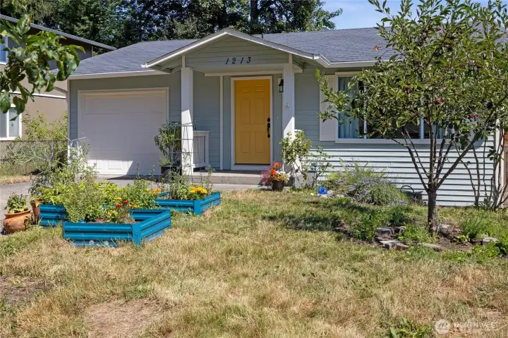 Fresh exterior paint and cheery front door!