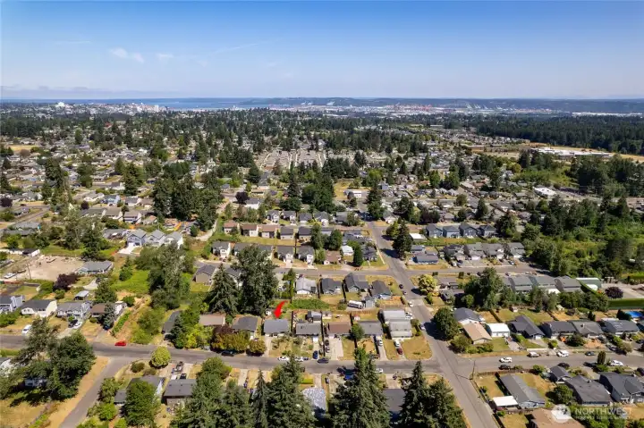A quick jump to Downtown Tacoma, or head towards Puyallup in a jiffy.