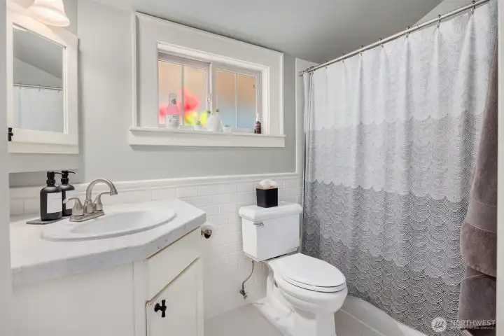 Bathroom main floor