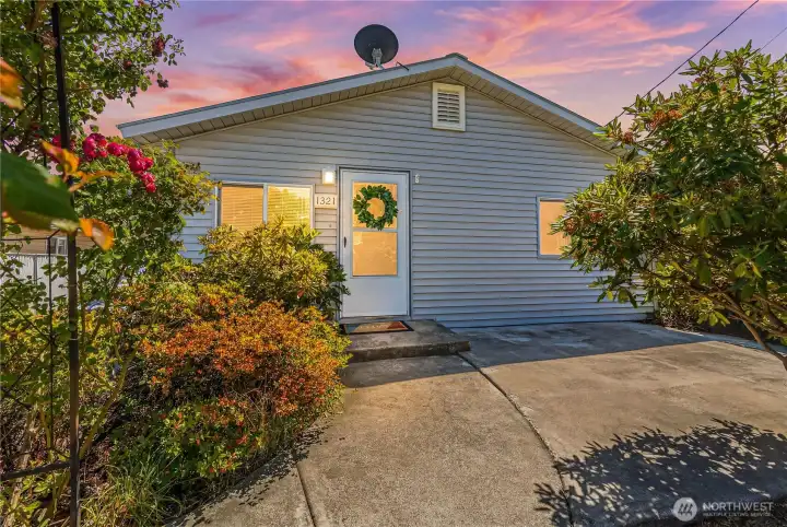 Welcome Home - 1321 9th Street, Wenatchee