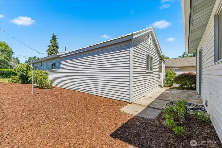 side yard