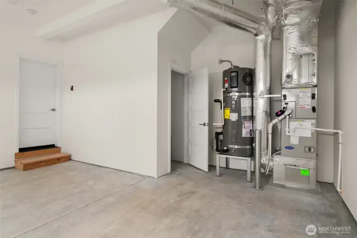 Garage also features a storage closet Garage also features a storage closet