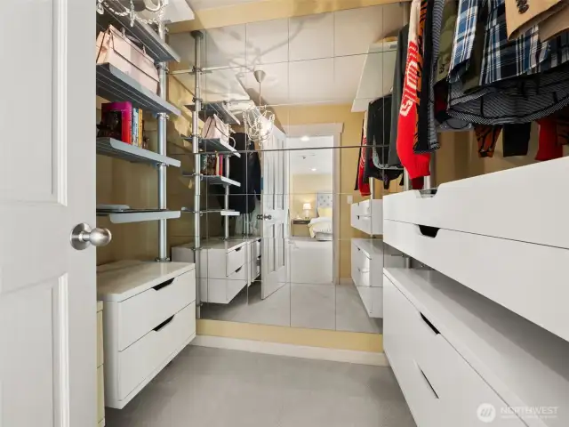 walk in closet, Junior suite