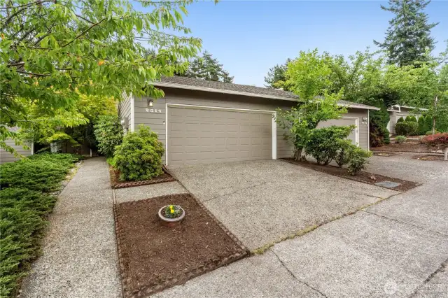 Great curb appeal & room to garden