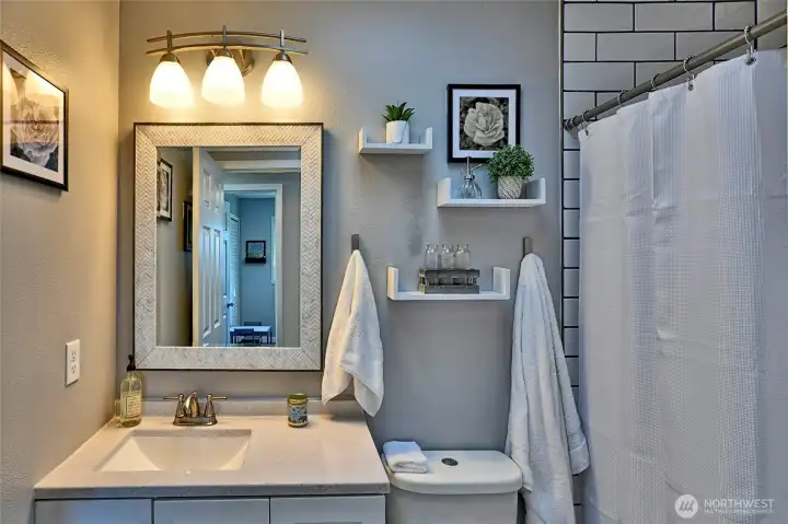 Upstairs Full Bath...
