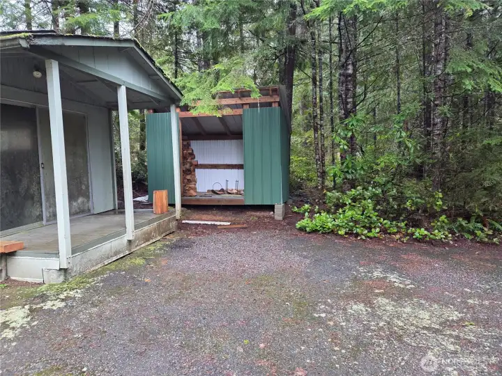 Wood shed