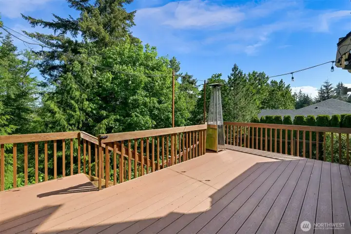 Main level deck