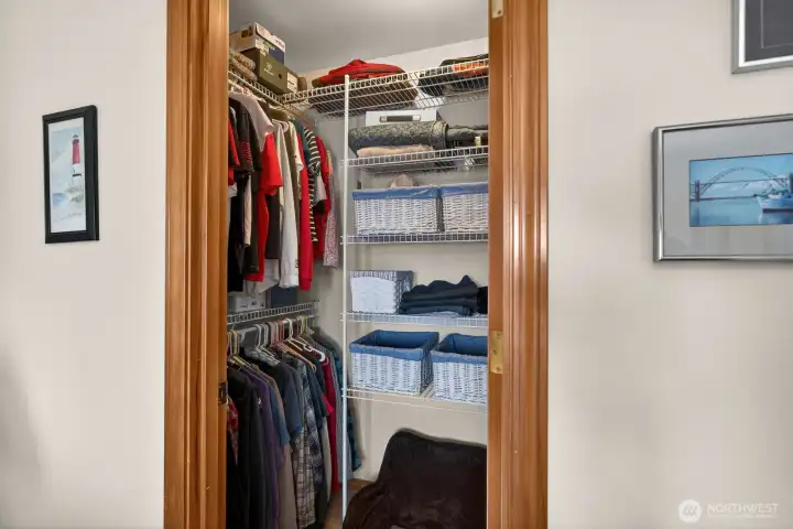 walk-in closet