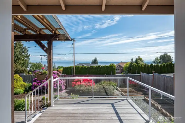 deck off the bedroom