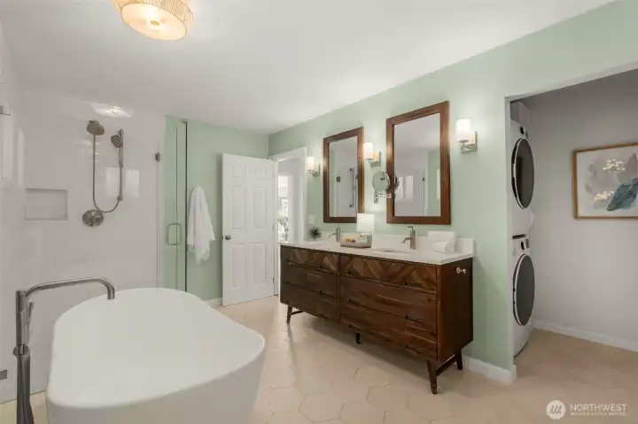 Coolest double sink vanity....and new washer & dryer! Coolest double sink vanity....and new washer & dryer!