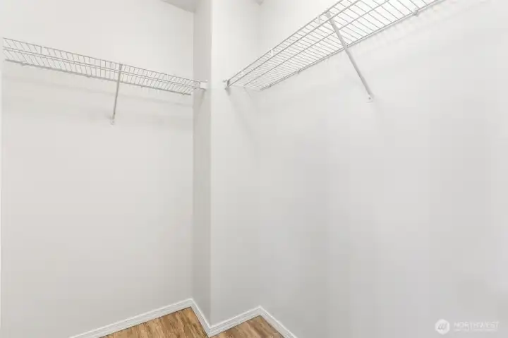 Walkin closet Walkin closet
