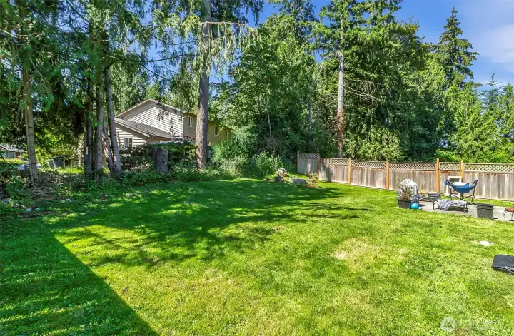 Back Yard~Peaceful & Private