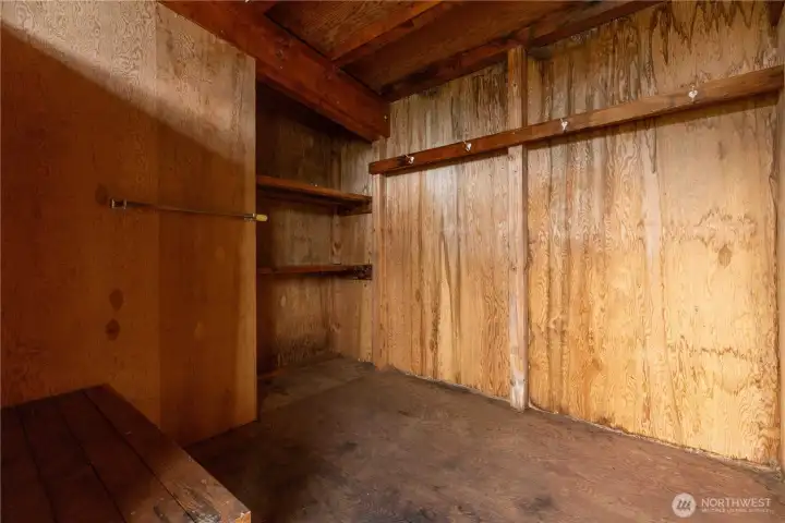 Changing room #2