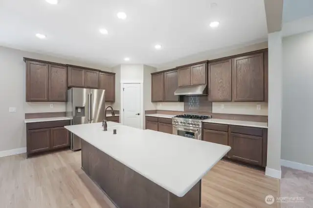 Kitchen island counter not staged
