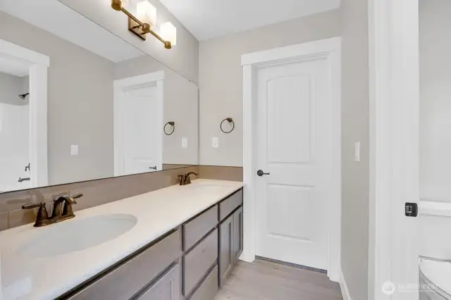 Jac N Jill full bathroom upstairs for 3rd and 4th bedrooms