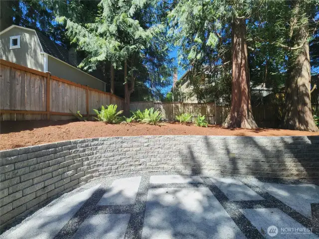 Side yard with walkway