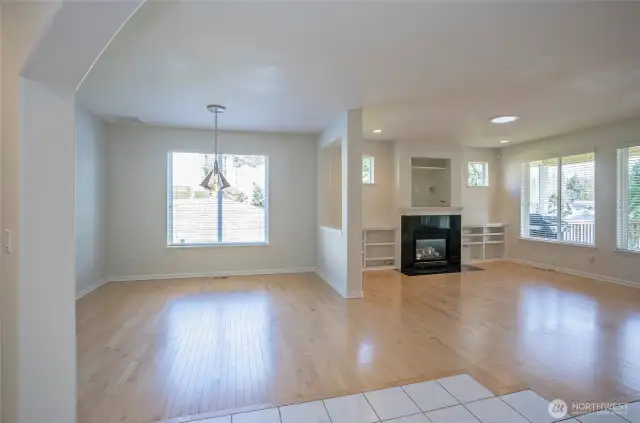 Spacious and light-filled living and dining areas, perfect for effortless entertaining and everyday comfort.