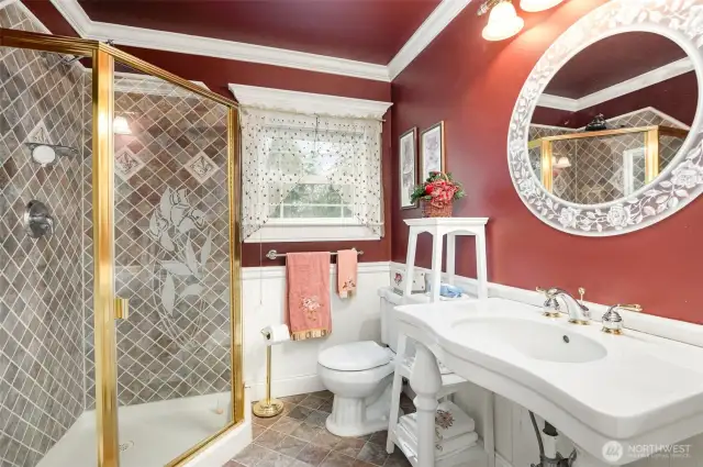 Main floor Bath