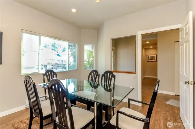 Clubhouse diningroom