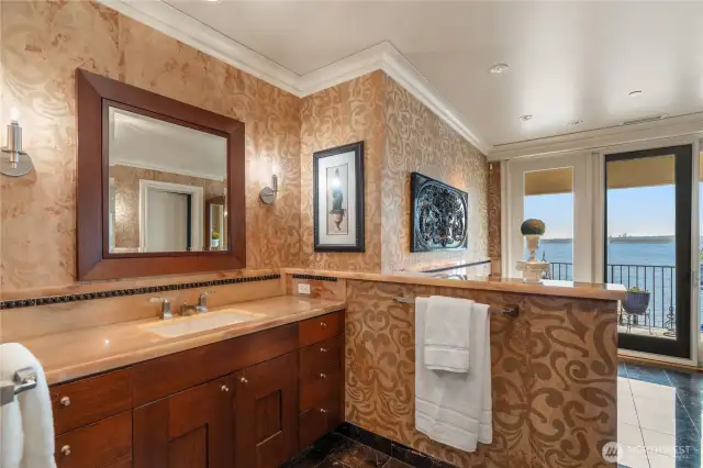 Upper Level Primary Bath