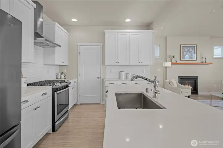 Composite slab counter tops