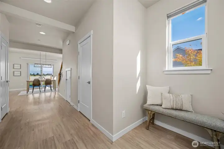 Entry nook