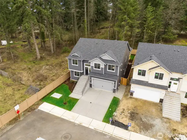 **Photos is a representation only. This is the same floorplan in the community, but a different homesite. Colors and features will vary**