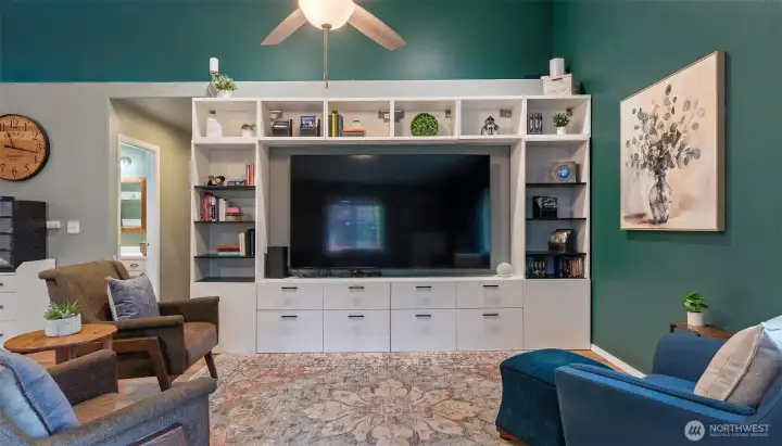 So much storage space!